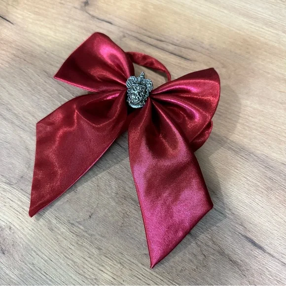 Harry Potter hair bow gryffindor red scarlet silk hair tie accessory - Picture 5 of 5